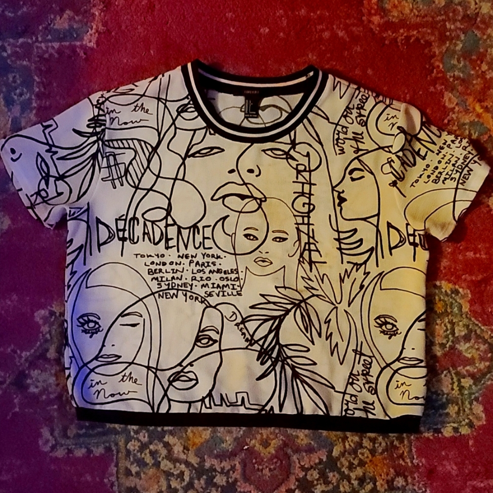 Forever 21 unique top, size large, white an black